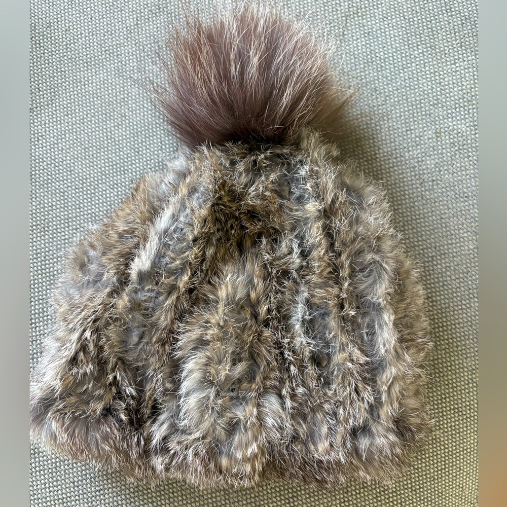 Genuine fur Pom Pom hat